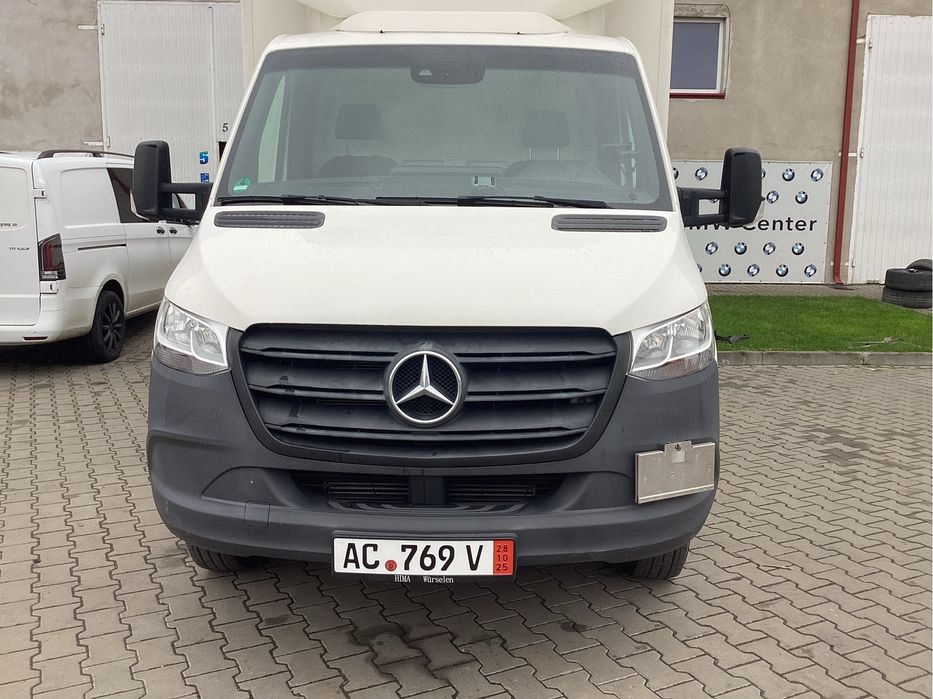 Разборка Mercedes Sprinter 907 Решітка Капот Фара Крило Бампер Кузов