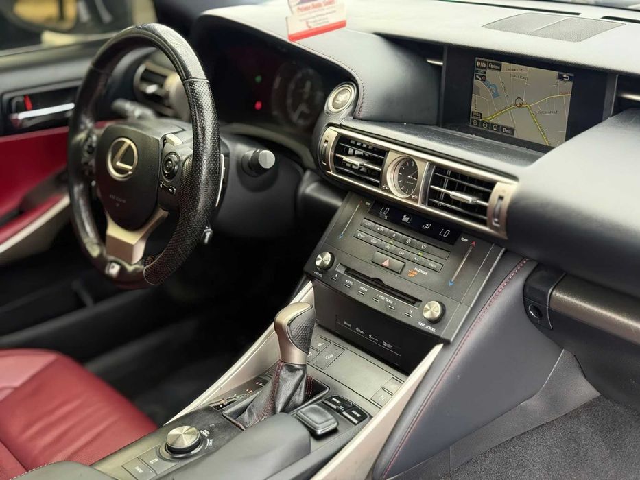 Lexus IS 300      2016