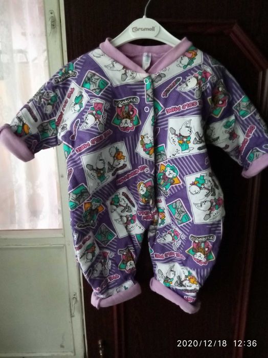 Комбинезон демисезон 6-9 мес, человечки, футболка 0-18 мес