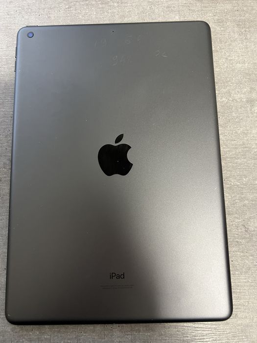 iPad 9 покол. 2021р. 64GB. Space Grey. Silver. Як новий