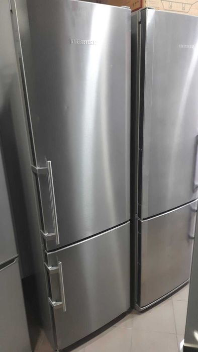 Холодильник Liebherr CBesf 4006