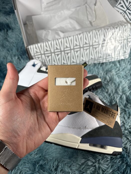 Jordan 3 Retro OG A Ma Maniere Difussed Blue