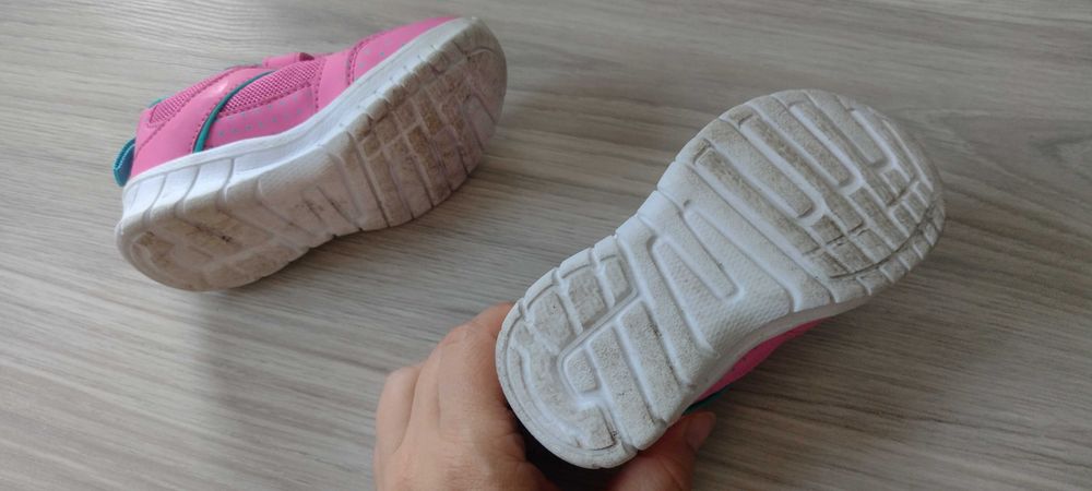 Buty sportowe kangaroos 23 dziewczęce super stan