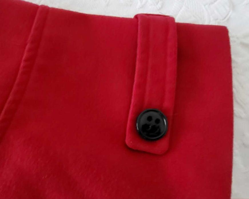 Capa / Poncho vermelho, Stradivarius, tamanho S