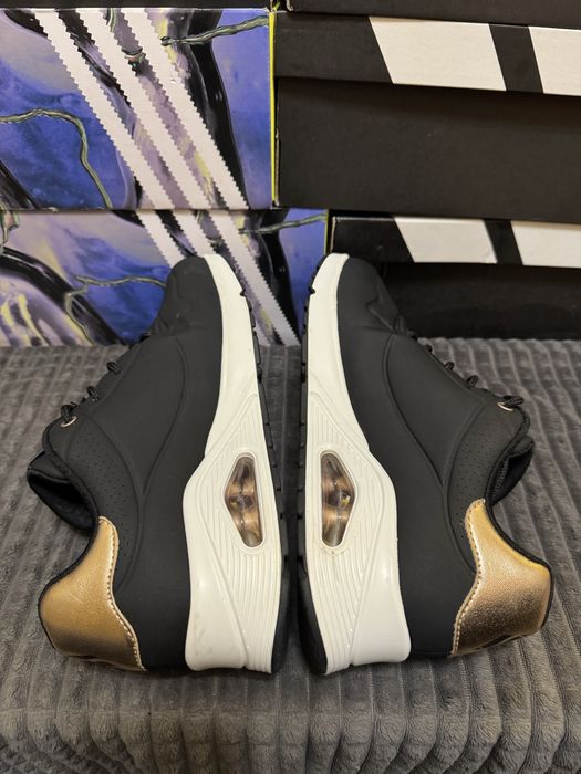 Кросівки Skechers Uno Shimmer Away 42(27,5см) оригінал