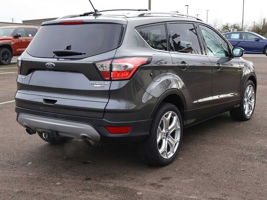 Ford Escape Titanium      2018