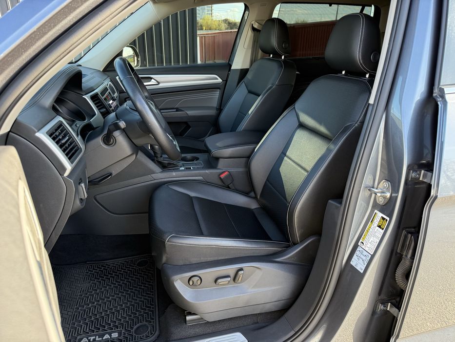 Volkswagen Atlas 2021 року 3.6 бензин автомат, передній привід, 86т.км