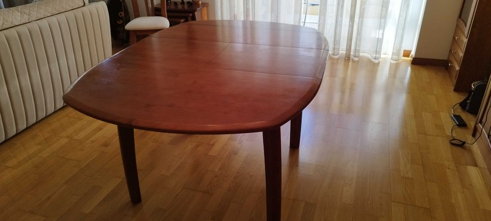 Mesa de Jantar Extensível sem cadeiras