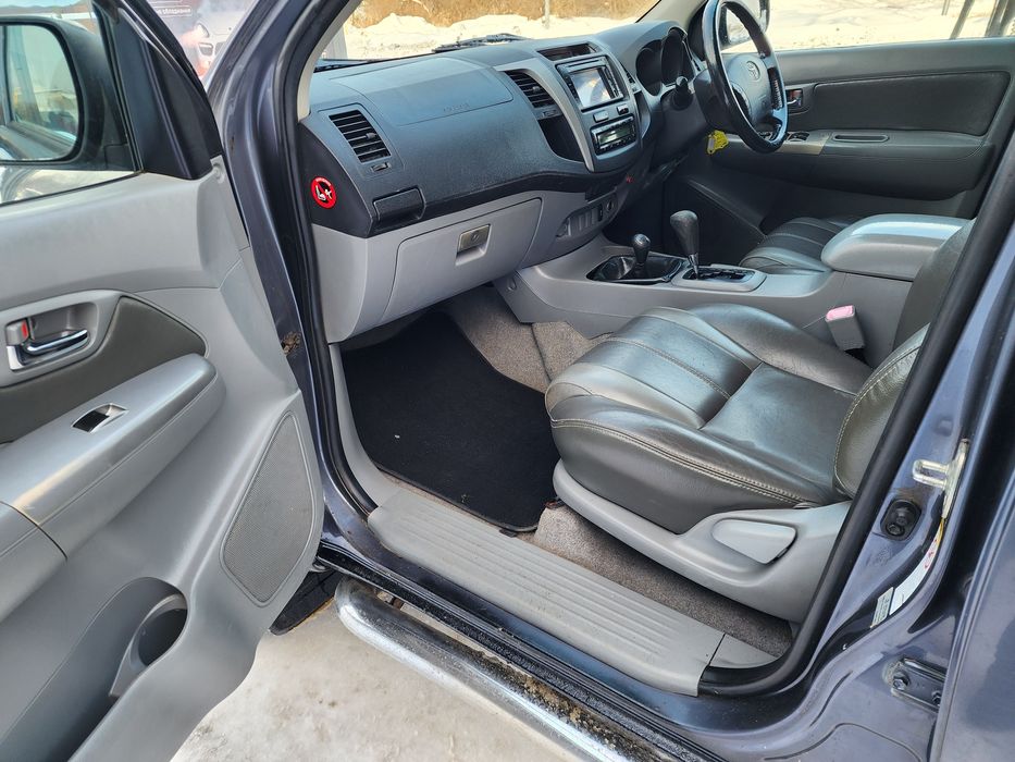 Toyota Hilux 3.0 Diesel 2011 рік в Україні!