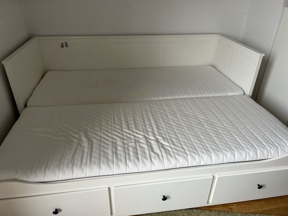 Łóżko IKEA Hemnnes + 2 materace
