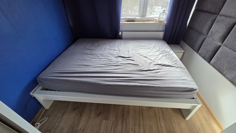 Łóżko IKEA Malm 140x200 z materacem