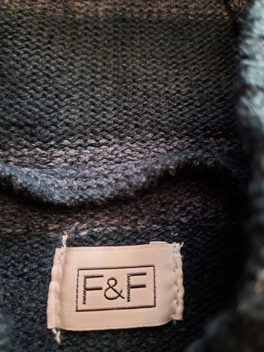 Sweter chłopięcy F&F 122/128