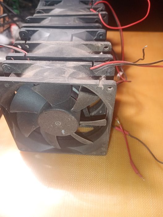 Вентилятор, кулер 80х80мм -12 в
