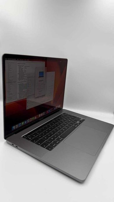 Ноутбук Apple MacBook Pro 16 i9/16/1TB Space Gray (MVVK2) 2019