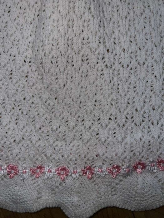 В'язана сукня на дівчинку 4-5 років