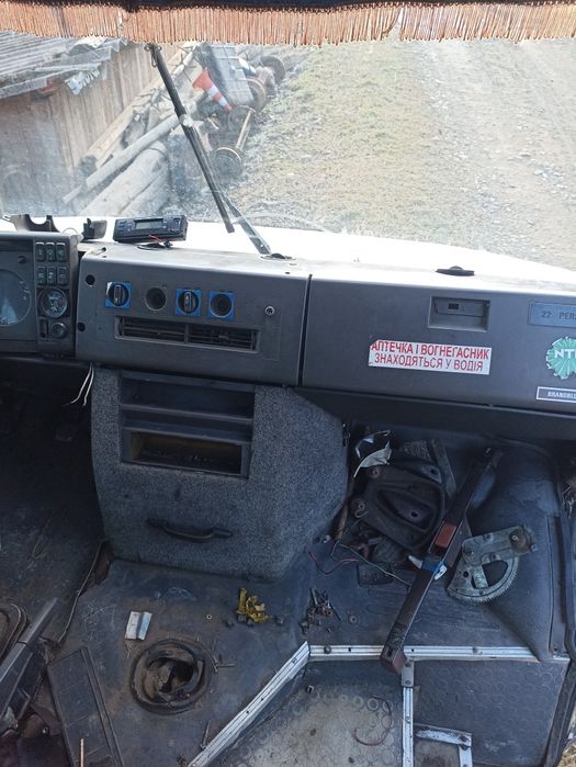 Мерседес- Бенц 611 автобус, під самоскид евакуатор розбір, запчастини, Ом 364 турбоінтеркулер.