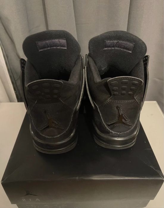 Air Jordan 4 Black Cat