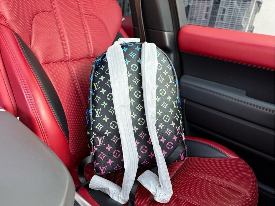 Рюкзак Louis Vuitton мужской черный цветной портфель ранец кожаный