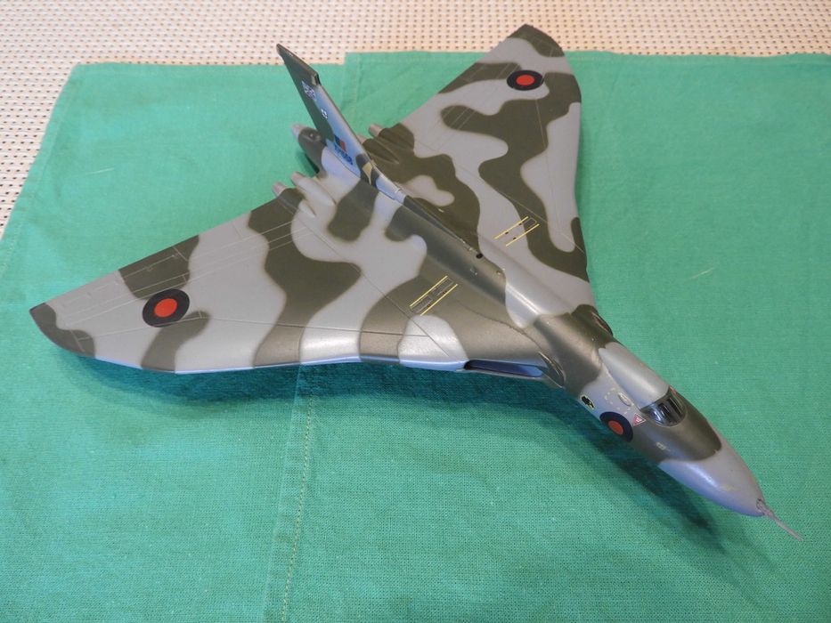 Samolot Avro Vulcan B Mk 2 - model metalowy