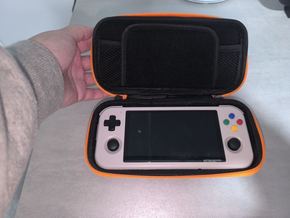 consola retroid pocket 3