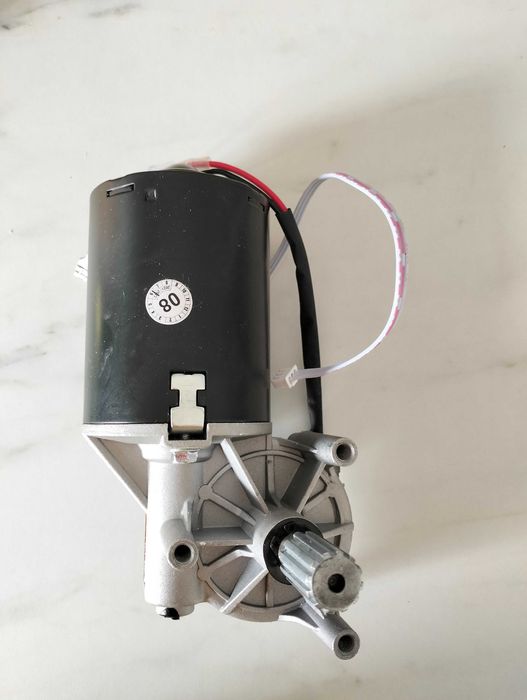 Motor de portão de garagem