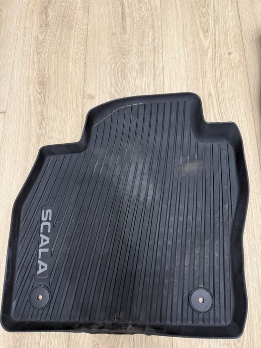 Dywaniki gumowe Skoda Scala oryginalne