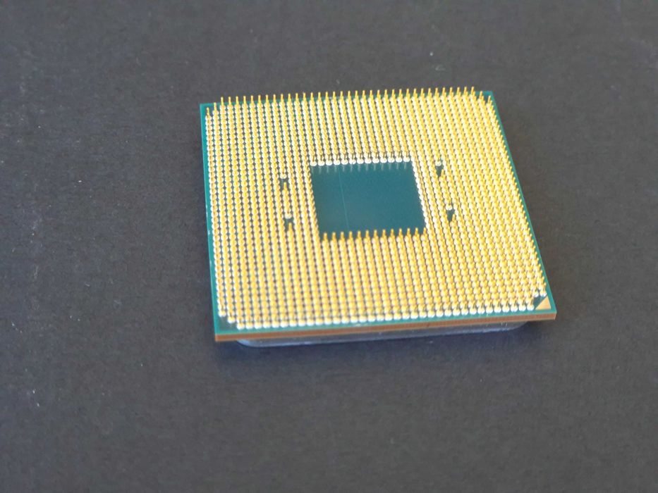 AMD Ryzen 5 3600 3.6GHz / 32MB (100-100000031BOX) sAM4 BOX