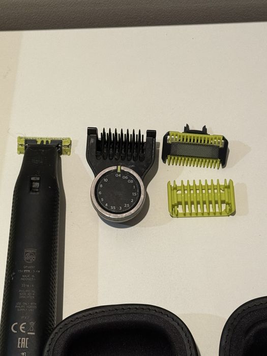 Електростанок Philips OneBlade Pro