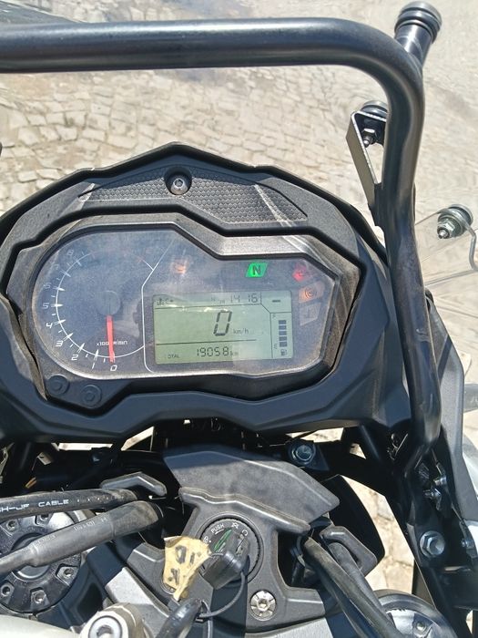 Benelli  502 trk