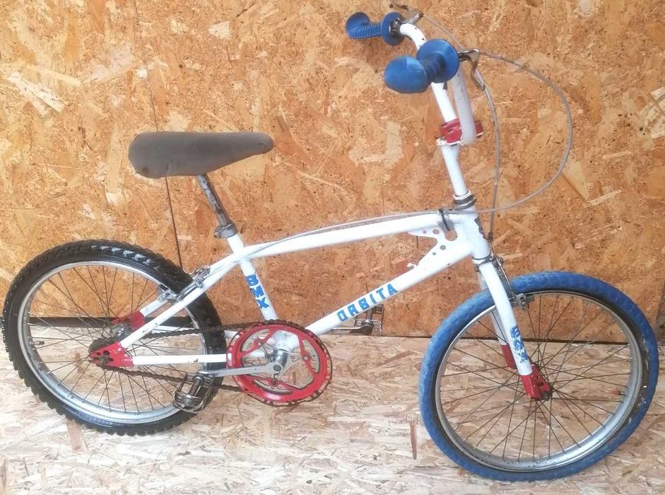 Bicicleta antiga BMX Orbita