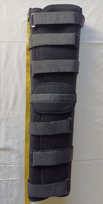 Ортез/ тутор на коліно