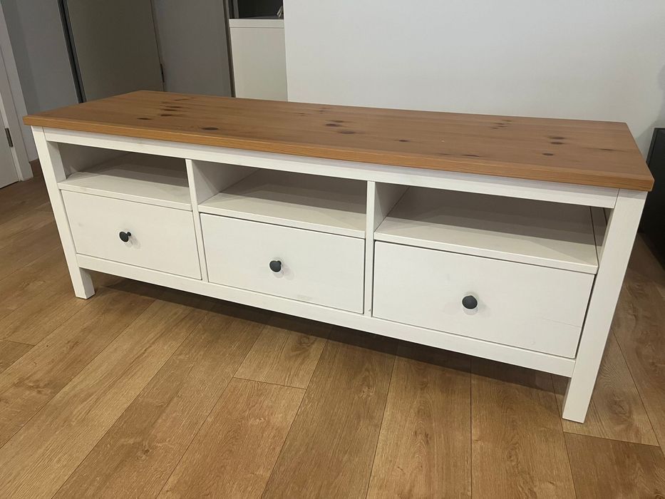 Móvel de TV HEMNES da IKEA