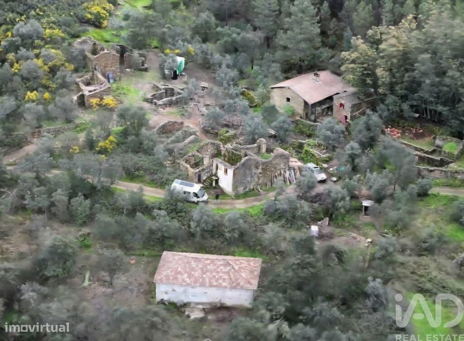 Casa rústica T3 em Sarzedas de 254 m2