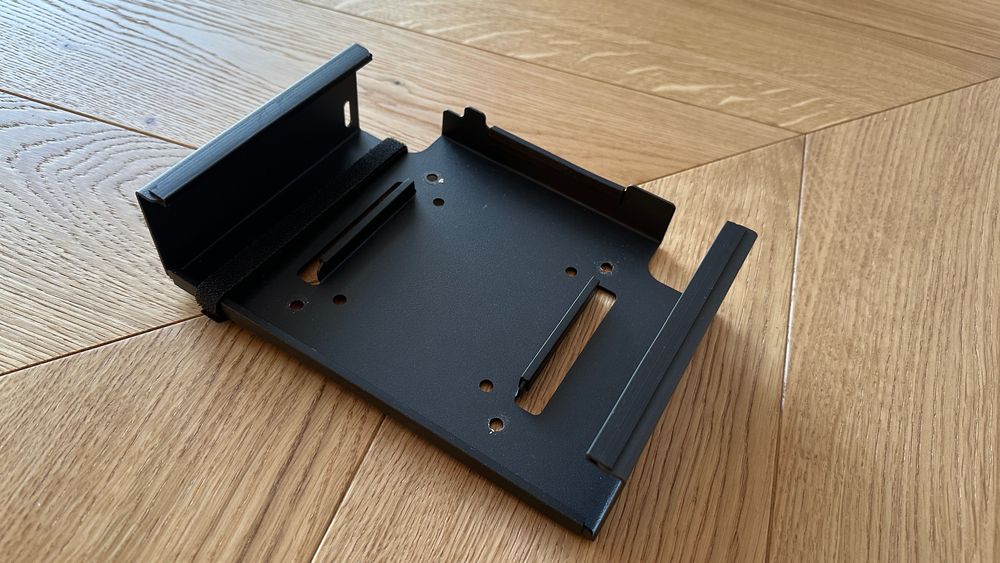 Apple Mac mini 2018, intel i7, 32GB RAM DDR4, 256GB SSD + uchwyt