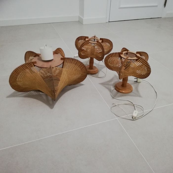 Candeeiros tecto e dois de mesa