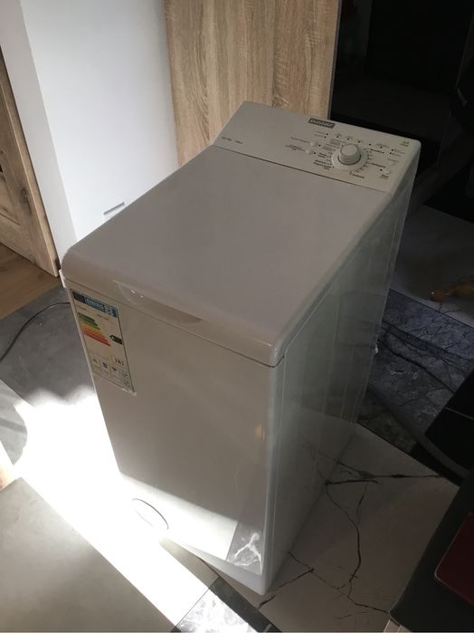 Pralka Polar  PWA 1020.  1000  obr./ min.