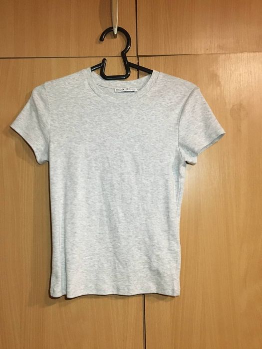 Футболка Bershka приталена