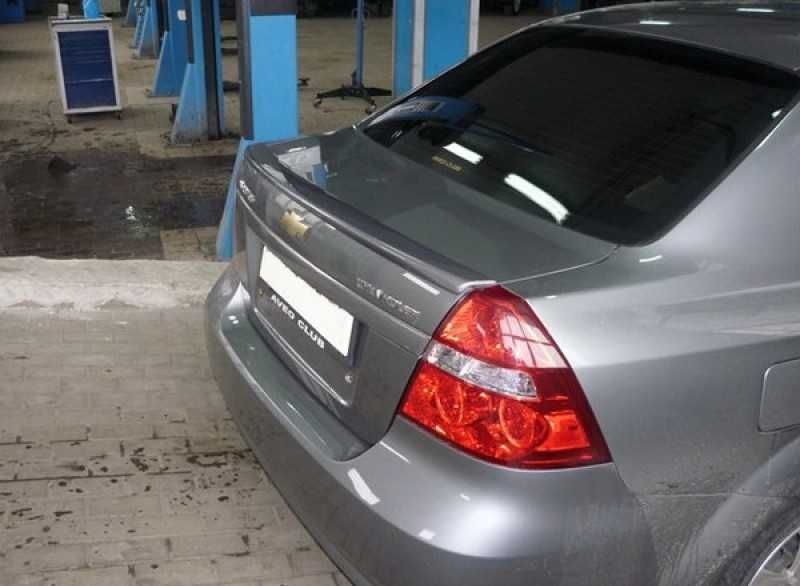 Клыки на передний бампер Chevrolet Aveo 2 углы на бампер Авео T250