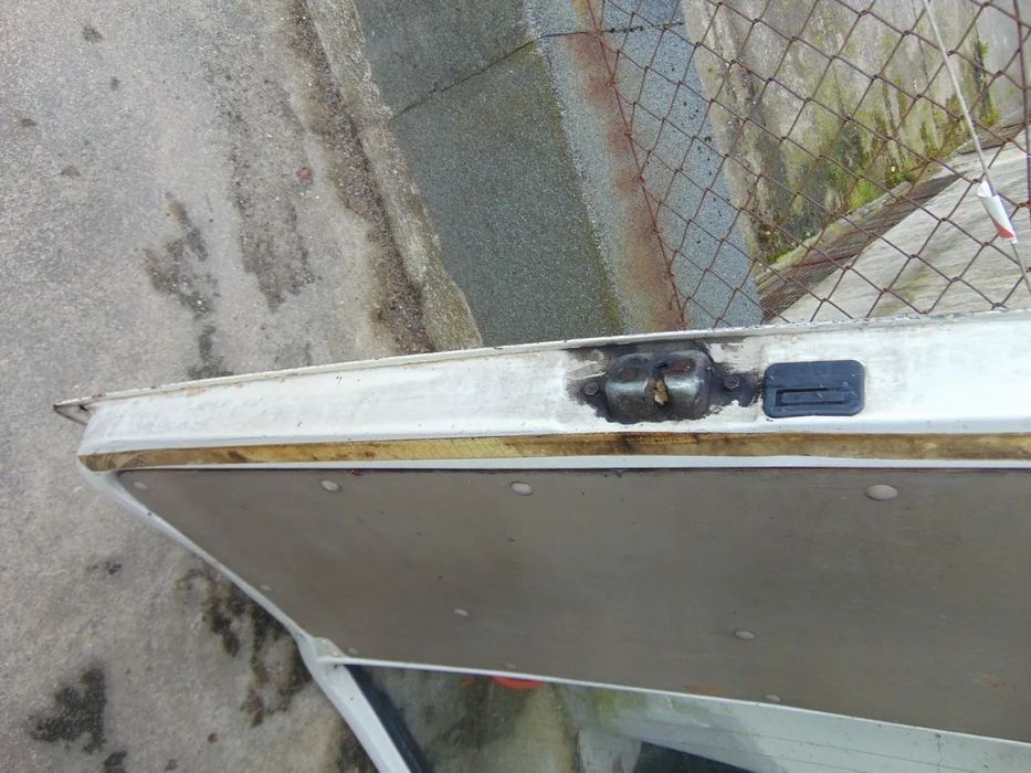 Nissan Ebro Vanette tampa mala