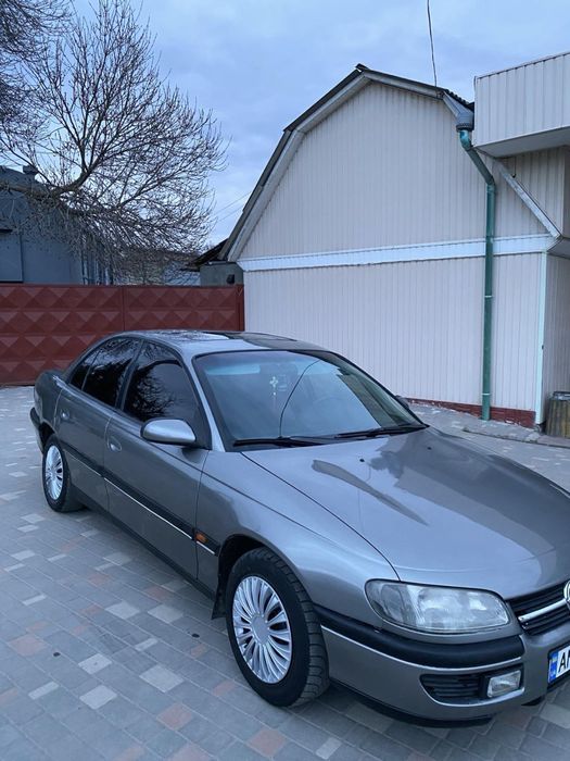 Opel Omega B 2.0