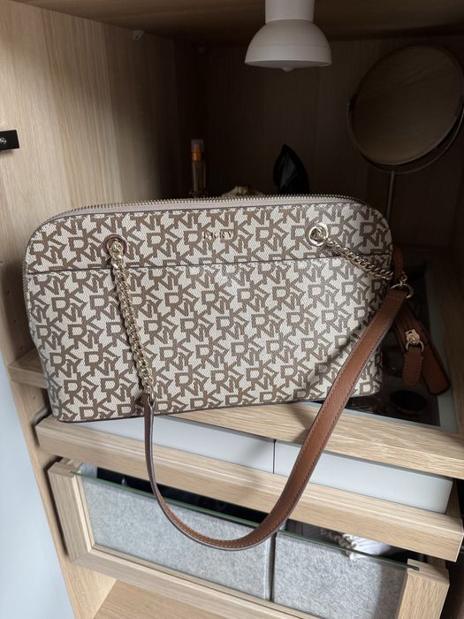 Torebka DKNY monogram