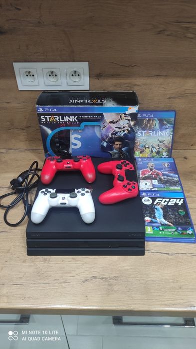 Konsola Ps4 Pro 1tb