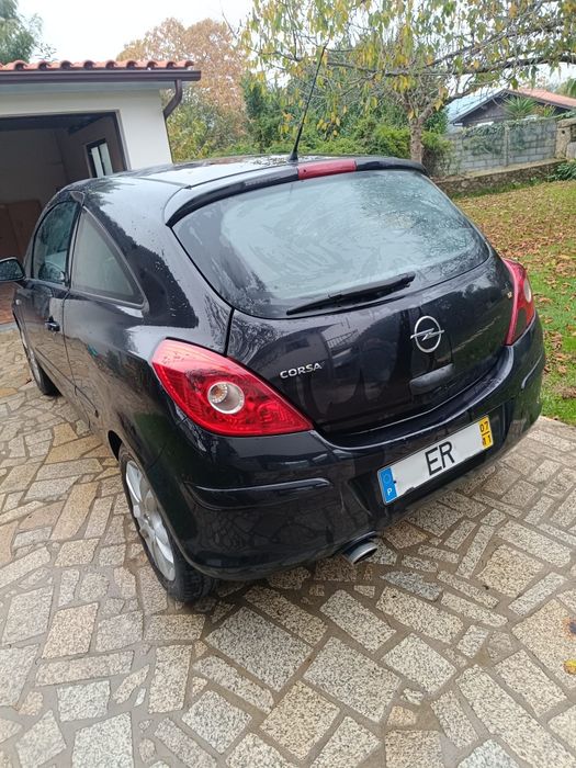 Opel Corsa D 1.2 gasolina