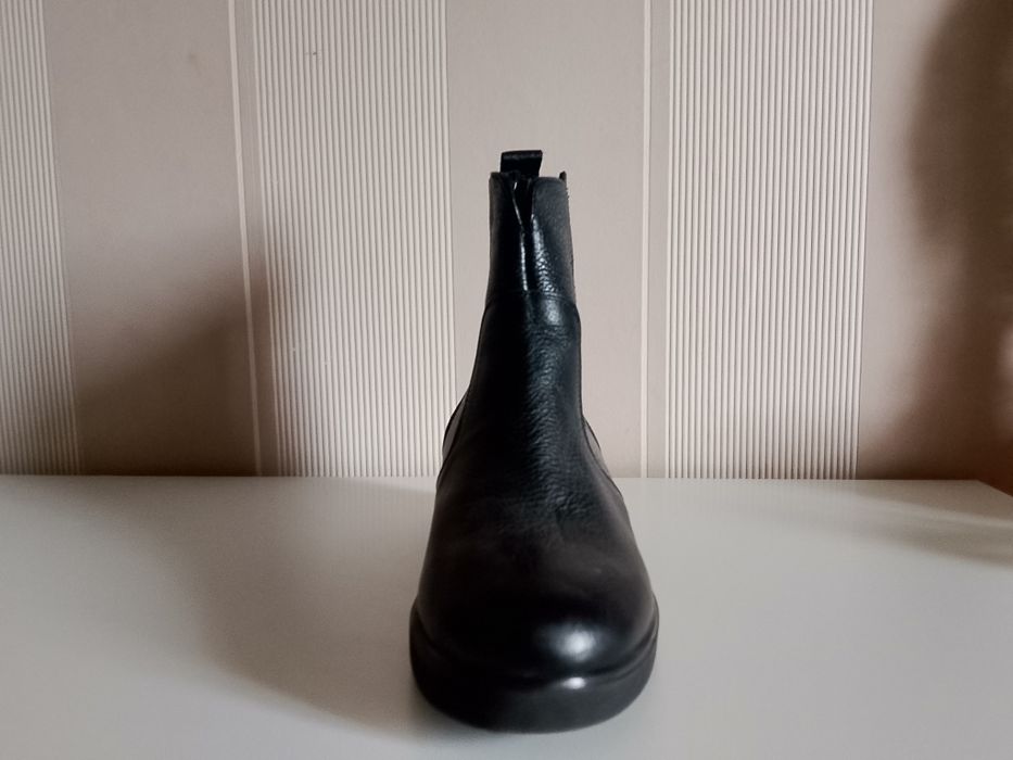 Жіночі ботинки шкіряні