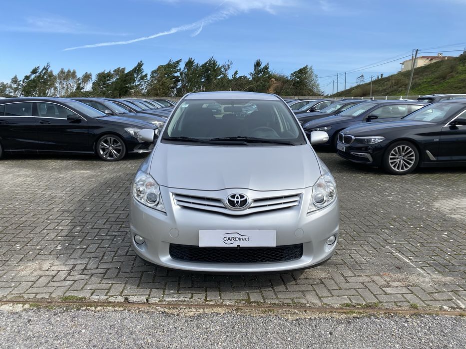 Toyota Auris D-4D + Excelente Estado!