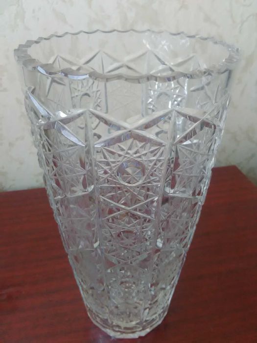 Хрустальная ваза (Чехословакия).
