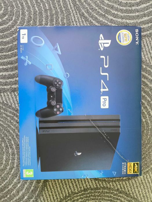 Sprzedam konsole PS4 Pro