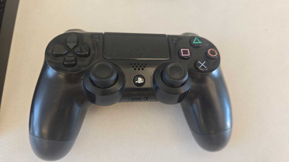 Konsola PlayStation 4 Slim 500GB + Pad + Zestaw 14 Gier (BOX)
