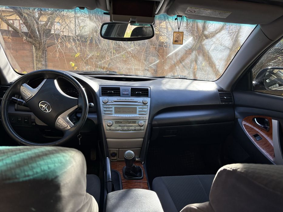 Тойота камрі 2007 року