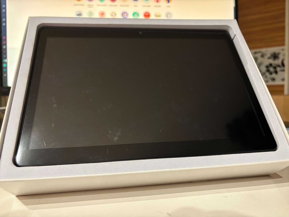 Tablet myPhone SmartView 9.6 3G – sprawny, czytny ekran, SIM